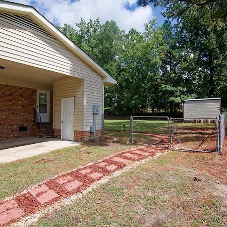 Pine Forest Zen Cottage - 10 Min To Fort Bragg Fayetteville Εξωτερικό φωτογραφία