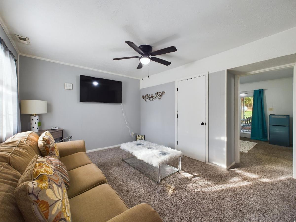 Pine Forest Zen Cottage - 10 Min To Fort Bragg Fayetteville Εξωτερικό φωτογραφία