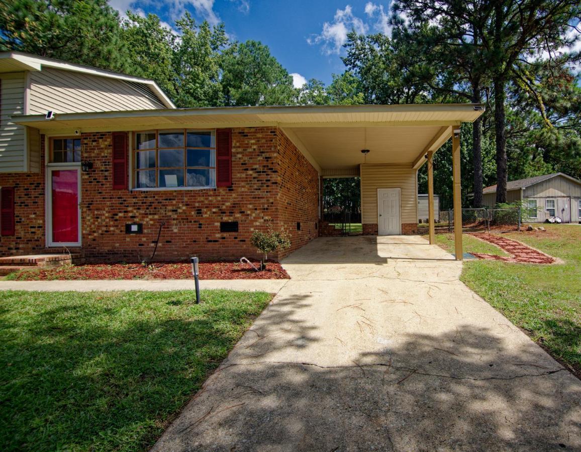 Pine Forest Zen Cottage - 10 Min To Fort Bragg Fayetteville Εξωτερικό φωτογραφία